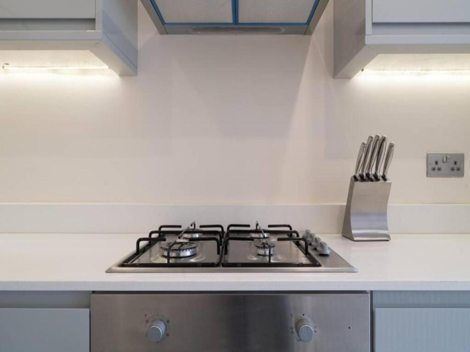 Pass The Keys Ealing Queen Of The Suburbs 2Bd Apartment ลอนดอน ภายนอก รูปภาพ