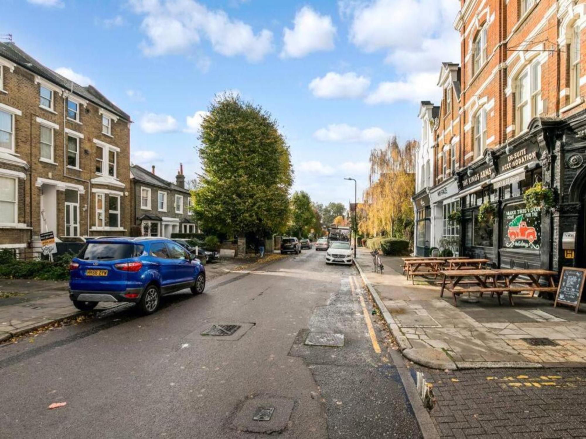Pass The Keys Ealing Queen Of The Suburbs 2Bd Apartment ลอนดอน ภายนอก รูปภาพ